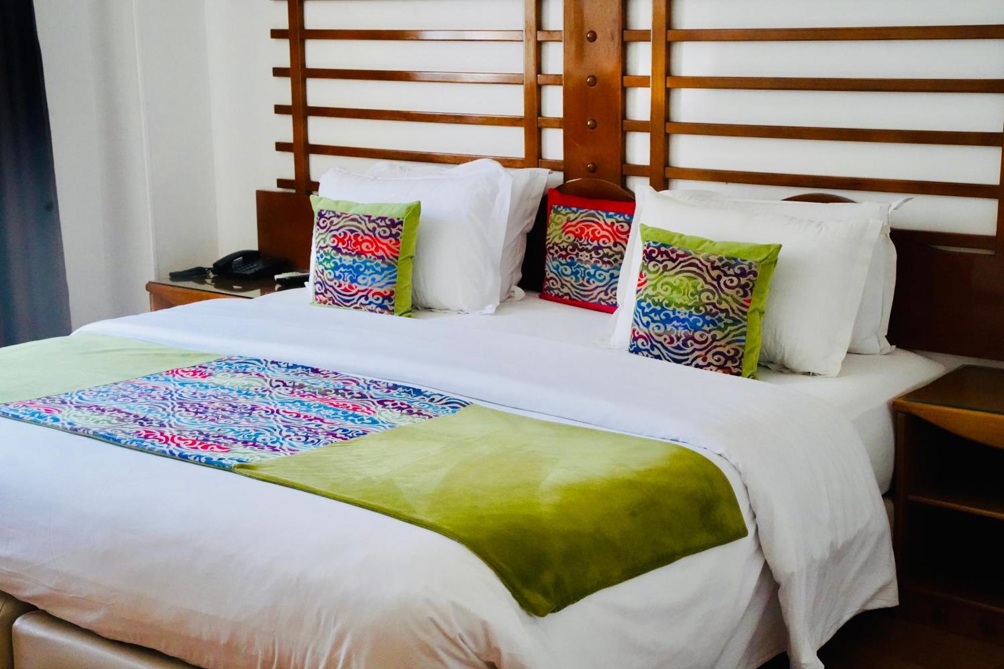 Hotel Rembrandt Tangier Bagian luar foto